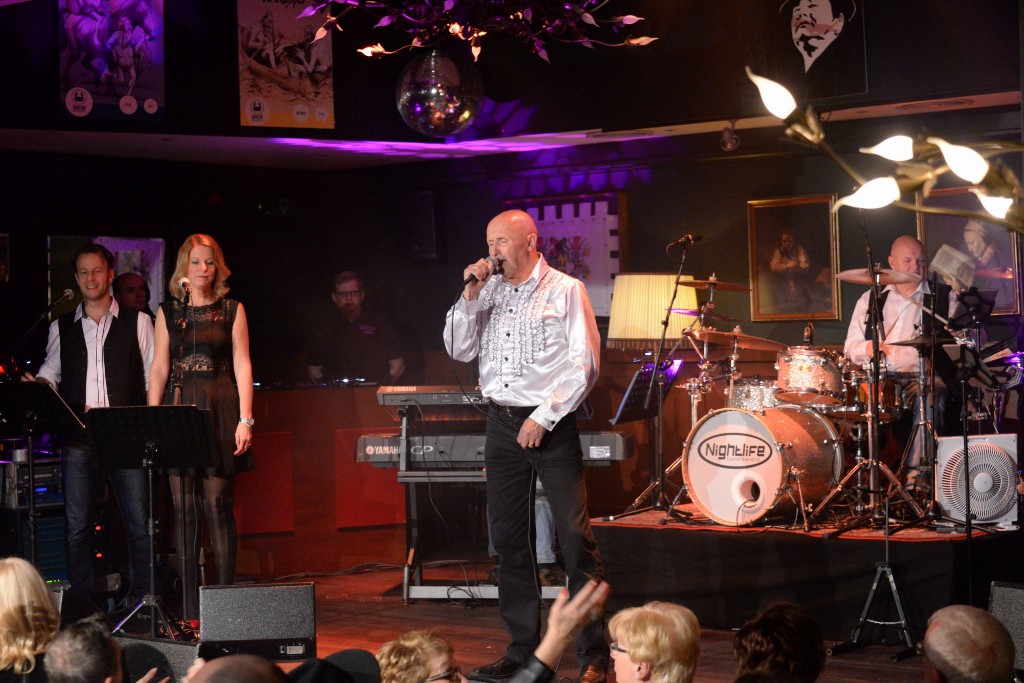 ../Images/Heel Noordwijkerhout zingt Hazes 411.jpg